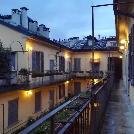 Bilocale Milanese Vicino Paolo Sarpi - Mirable Pm Apartamento Milão